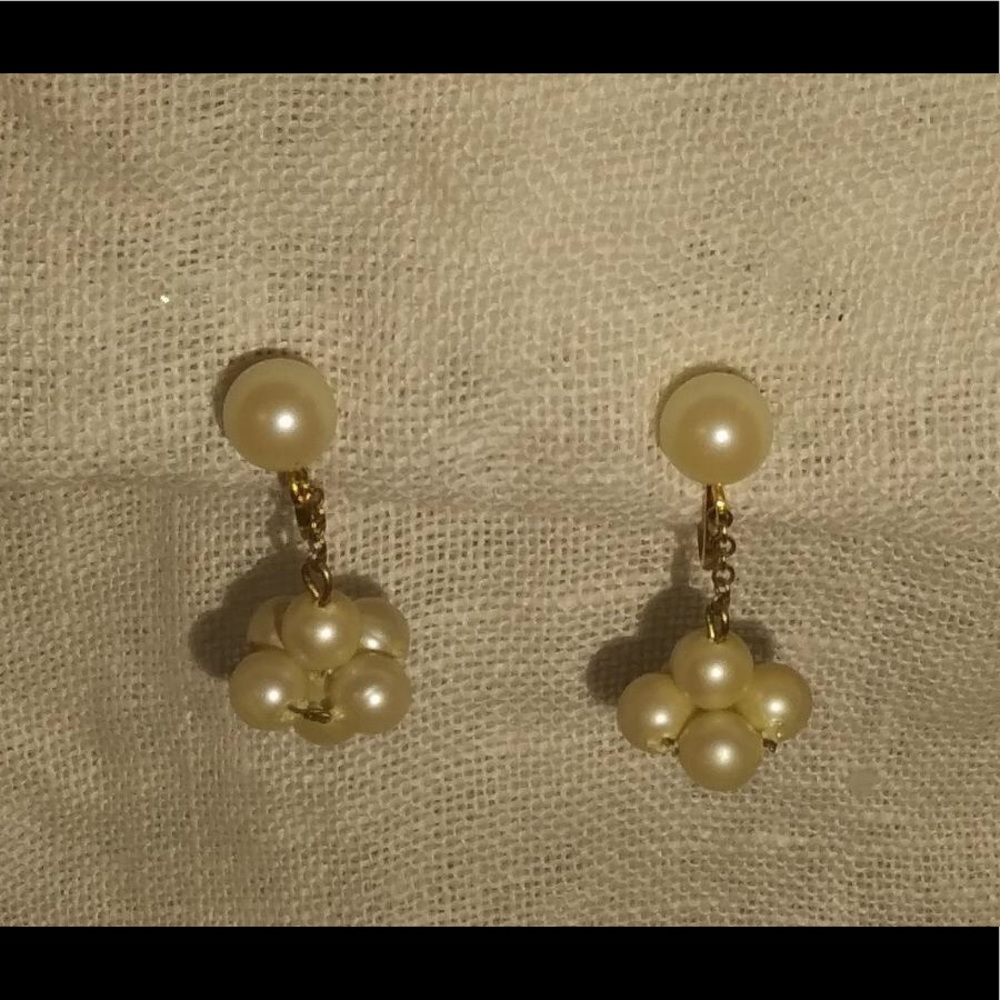 Vintage clip on earrings